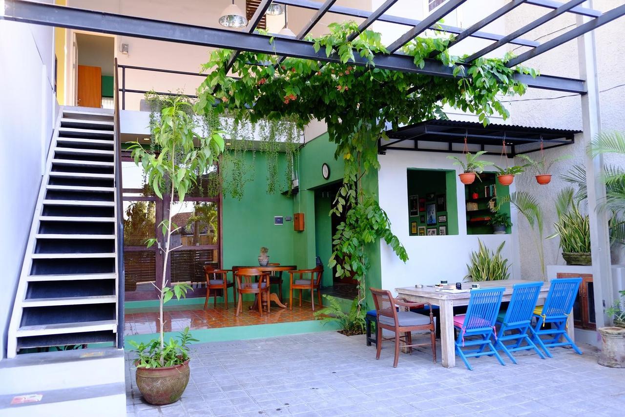 Matta Lodge Kuta Selatan Exterior photo